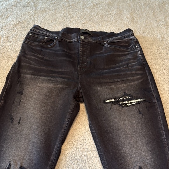 AMIRI Black Distressed Skinny Jeans Sz 38x35
amiri cashew flower kilim mx1 jeans - Picture 2 of 11